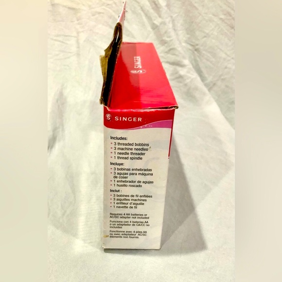 🛍️🧵 SINGER Stitch Sew quick Portable Handheld Sewing Machine model 01663 NWT - Picture 5 of 12